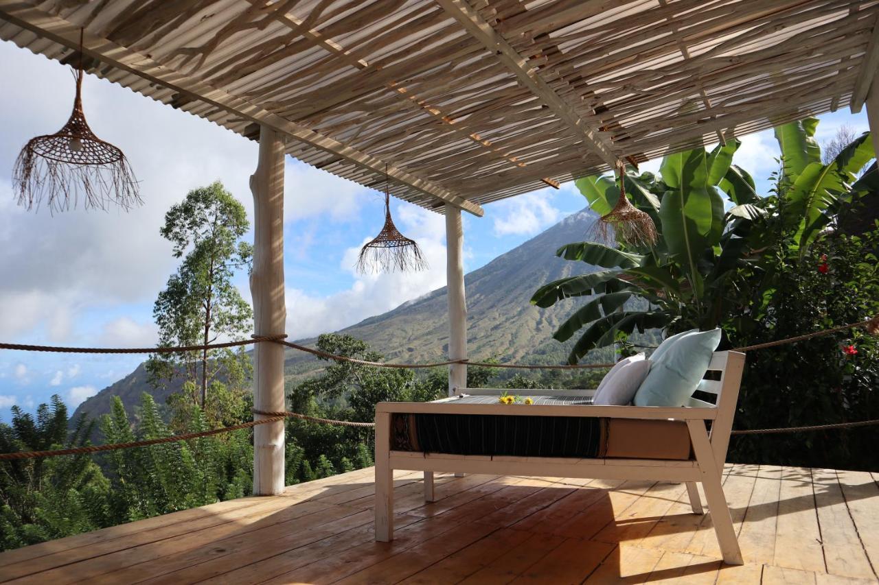 Manulalu Jungle Hotel Bajawa Buitenkant foto